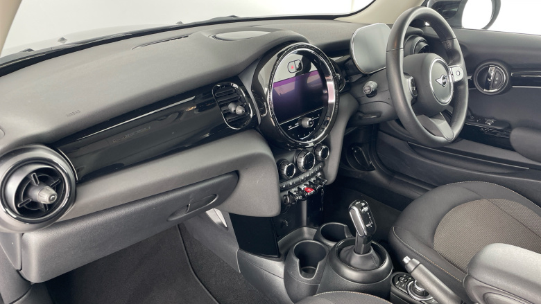 MINI Hatchback 1.5 Cooper Classic 3dr Auto Petrol Hatchback